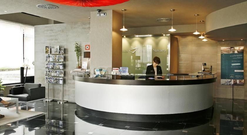 诺维亚阿巴王国酒店 潘普洛纳 外观 照片